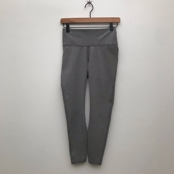 FABLETICS High-Waisted Gray Heathered 7/8 Leggings - Picture 3 of 9